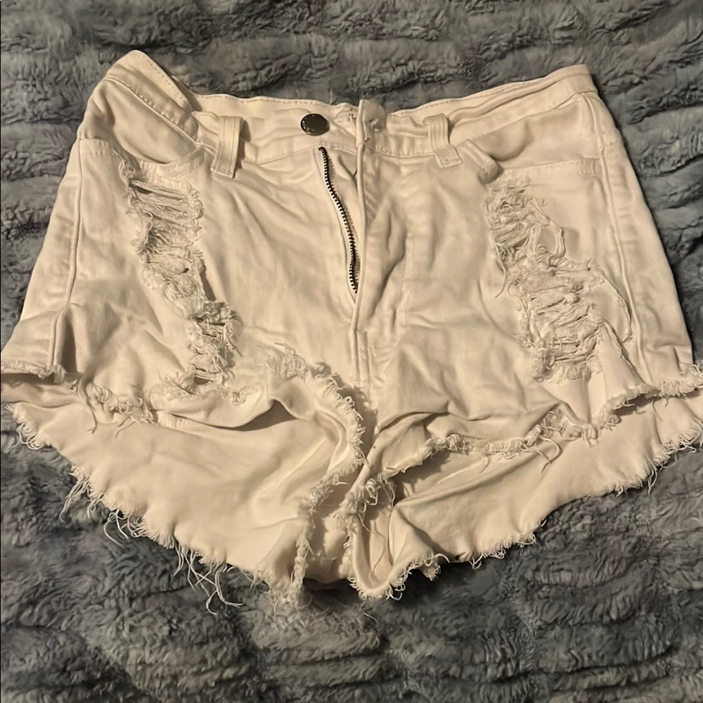 Stylish White Distressed Women's Shorts
